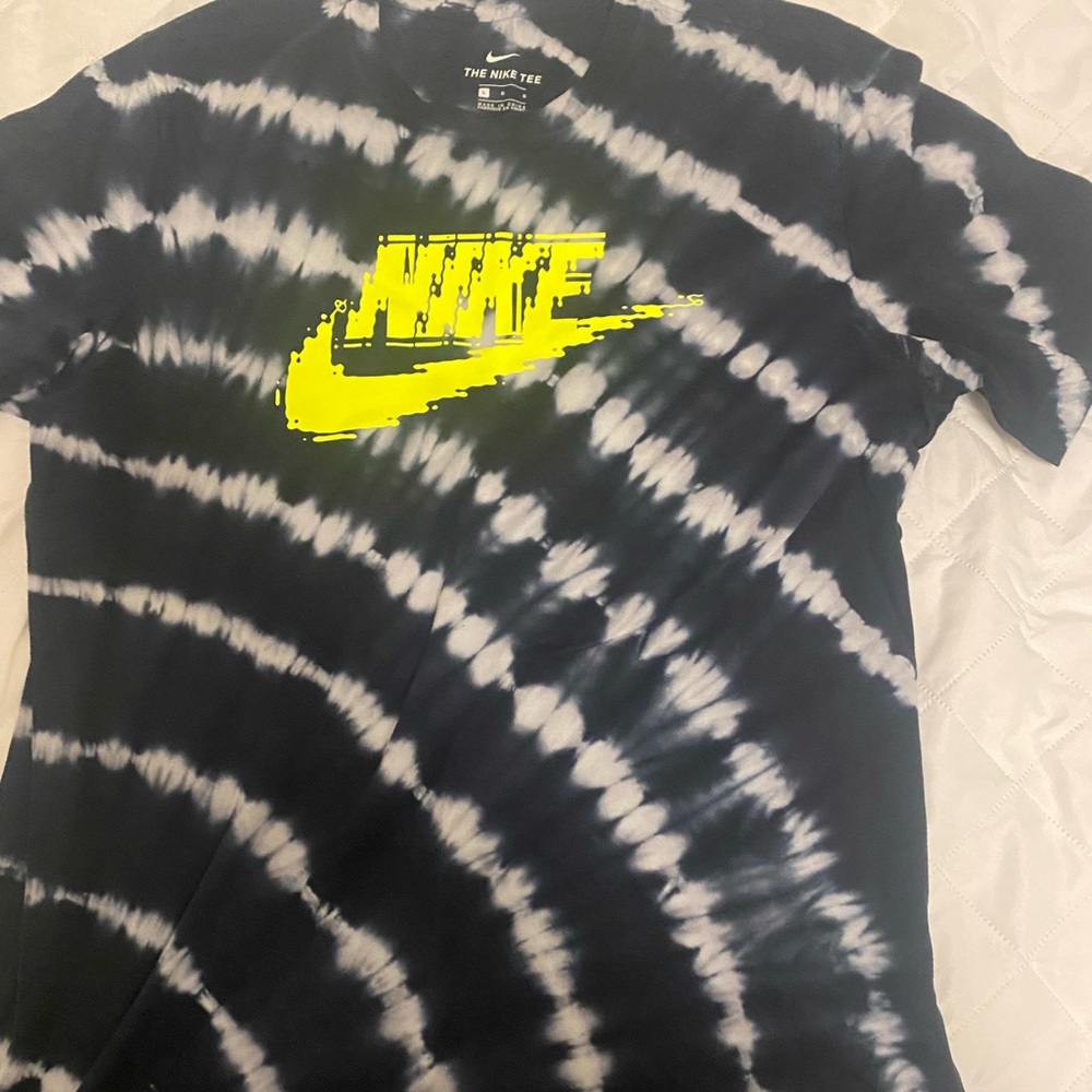 Nike t shirt